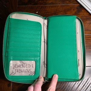 All About The Benjamin’s -Gatsbys Green- Thirty One Wallet